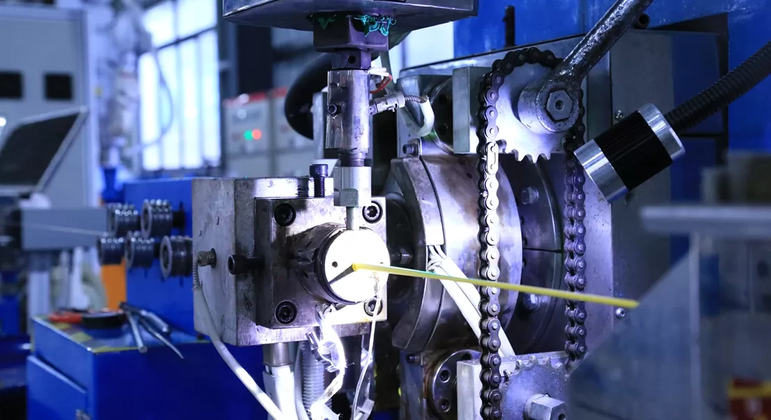 Extrusion Mold
